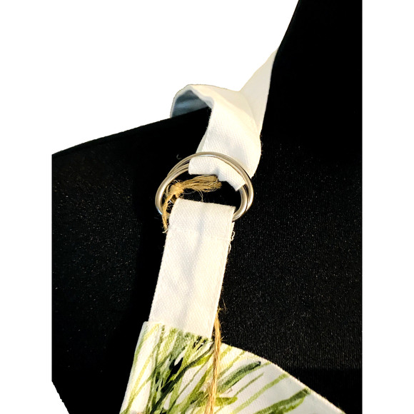 New with Tags Michel Design Works White Spruce Apron Style APR362 - Picture 6 of 9